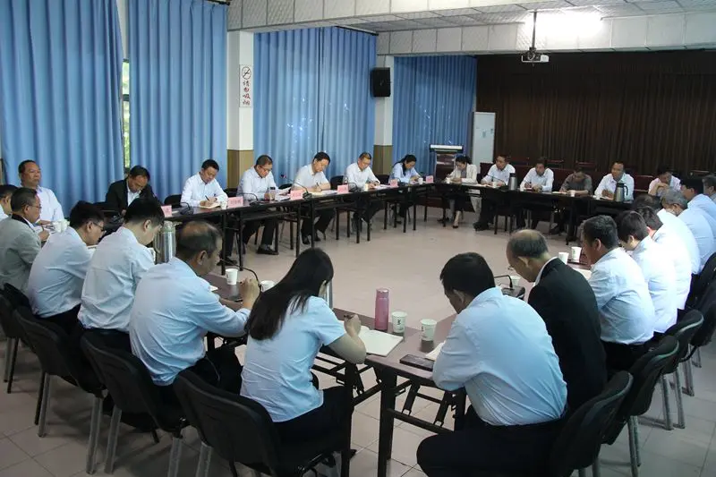 博農(nóng)集團(tuán)學(xué)習(xí)習(xí)近平總書記在廣西考察時(shí)的講話精神  傳達(dá)全市財(cái)政（國(guó)資）黨風(fēng)廉政建設(shè)工作會(huì)議精神