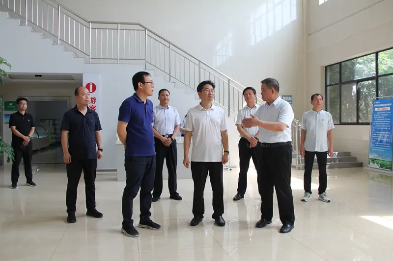 李亦博市長蒞臨博農(nóng)集團(tuán)調(diào)研